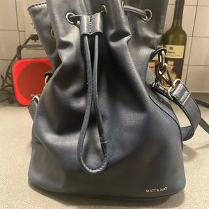 Matt & Nat Drawstring Bucket Bag